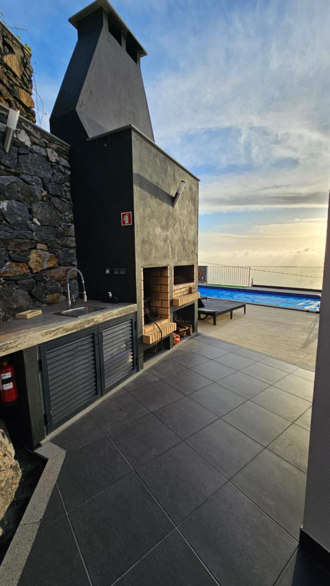Majestic Seaview Villa Faja da Ovelha Exterior photo